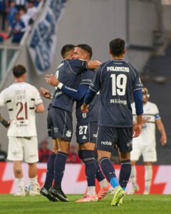 Lee más sobre el artículo Talleres festejó por partida doble ante Platense 