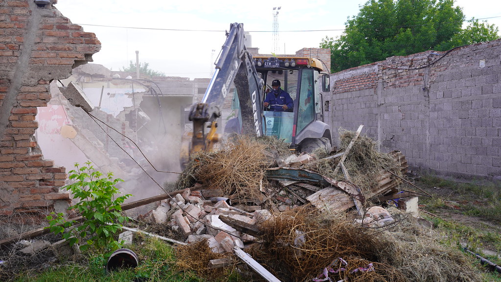 Lee más sobre el artículo Cipolletti: demolición de un aguantadero en el marco del plan de seguridad municipal