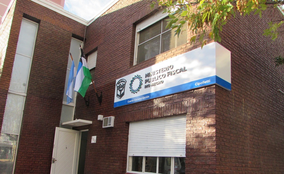 En este momento estás viendo Confirmaron la causa de muerte de los dos hombres en el incendio de Cipolletti: Asfixia por monóxido de carbono