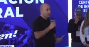 Lee más sobre el artículo Elecciones en Honduras: la reaparición de Fernando Cerimedo y su rol en la disputa electoral