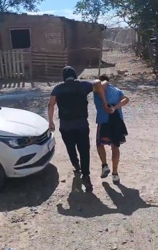 Lee más sobre el artículo Allanamientos en Roca: detienen a dos personas por una entradera y recuperan joyas