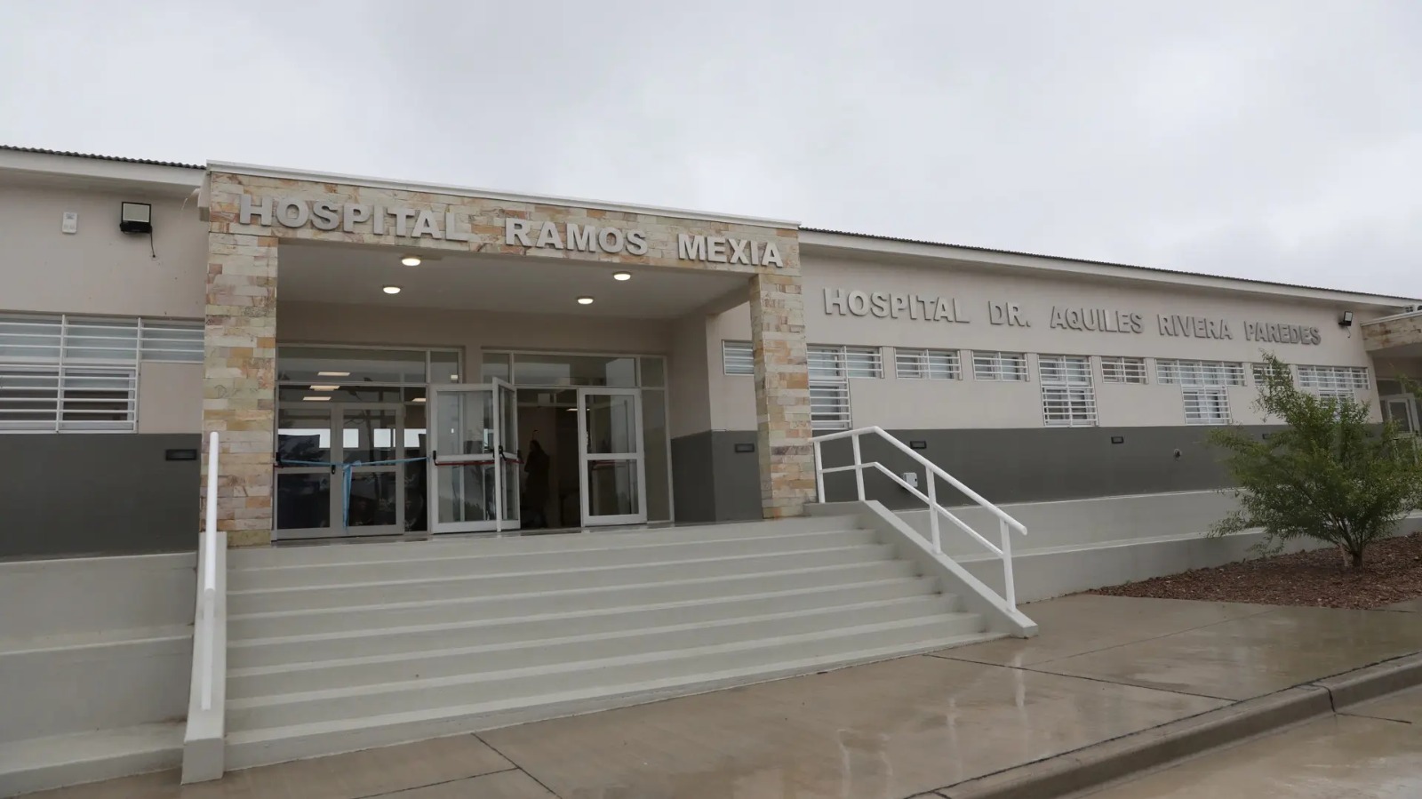 Lee más sobre el artículo Nuevo hospital de Ramos Mexía: un año de servicio y progreso