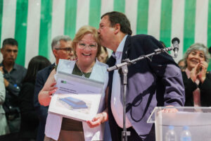 Lee más sobre el artículo Weretilneck anunció que el 20 de marzo se licita el nuevo polideportivo de Los Menucos