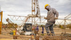 Lee más sobre el artículo En el último año, Río Negro duplicó su obra pública provincial