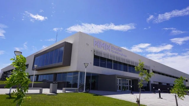 En este momento estás viendo Nacieron trigemelas idénticas en Trelew: un caso que ocurre solo una vez cada 200 millones de nacimientos