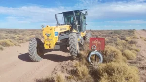 Lee más sobre el artículo En 2025, Río Negro fortaleció la red vial con obras en caminos vecinales