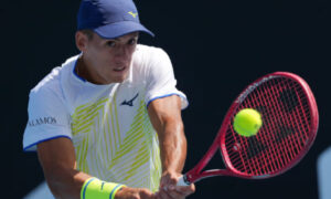 Lee más sobre el artículo Abierto de Australia: Báez perdió en segunda ronda y Etcheverry y Carabelli avanzaron en el dobles