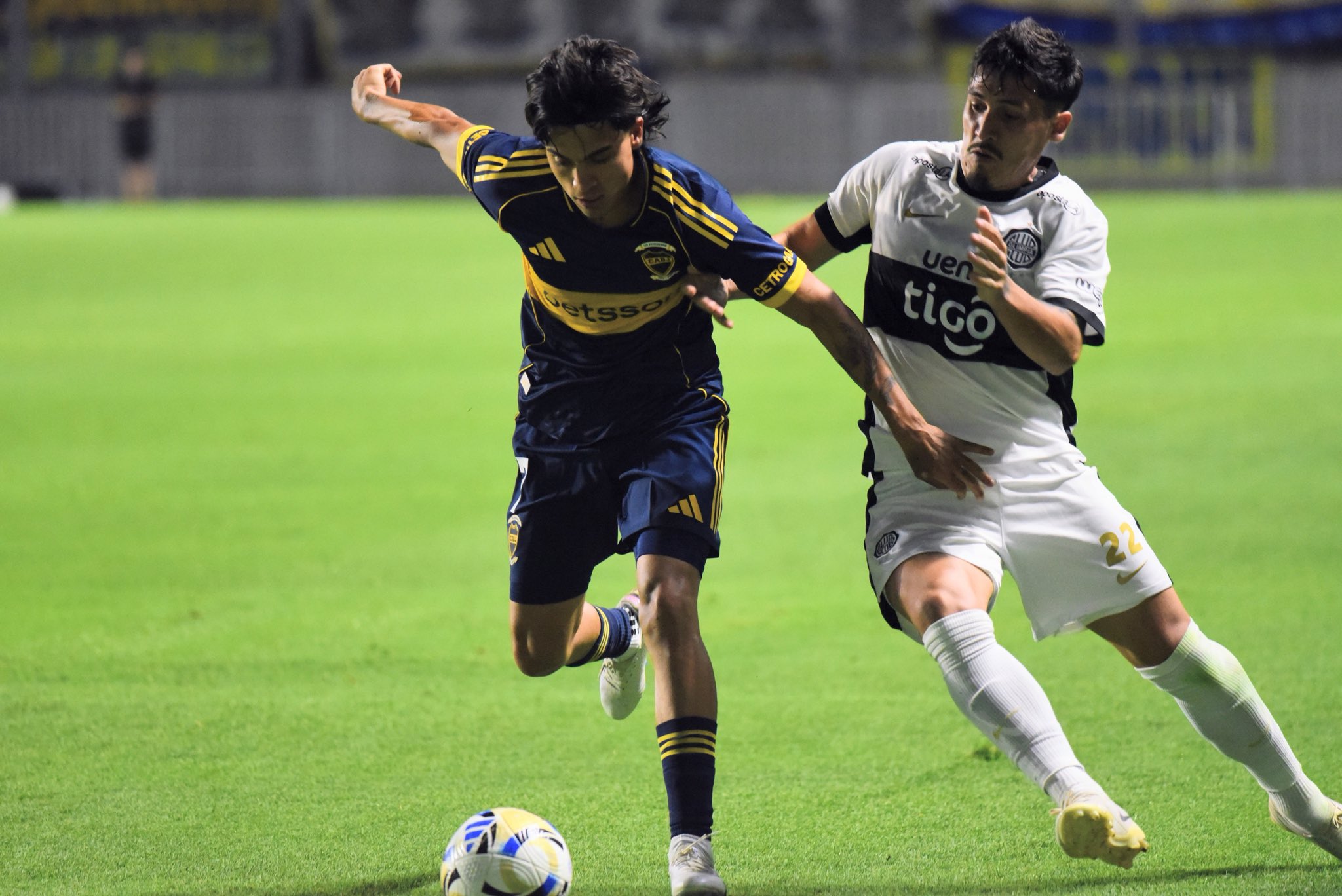 Lee más sobre el artículo Boca ganó con destellos de Zeballos y un gol de Velasco