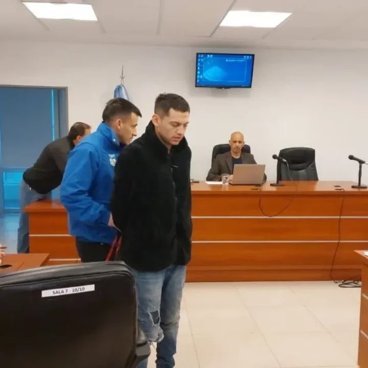 Lee más sobre el artículo Allanaron el domicilio de la ex pareja de Luciana Muñoz en una causa por lesiones