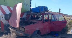 Lee más sobre el artículo En Comallo un auto intentó cruzó las vías y terminó impactando contra el Tren Patagónico