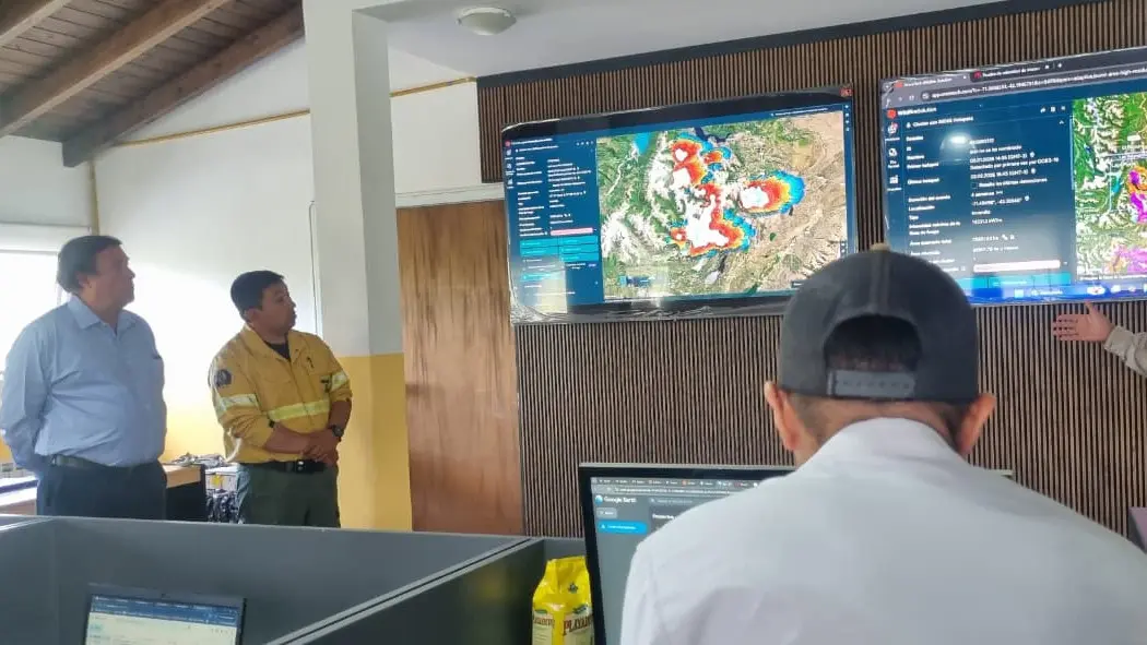 En este momento estás viendo Cámaras con IA y tecnología satelital para la prevención de incendios