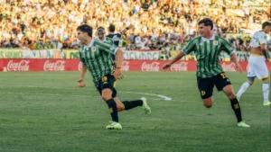 Lee más sobre el artículo Aldosivi y Rosario Central igualaron en Mar del Plata
