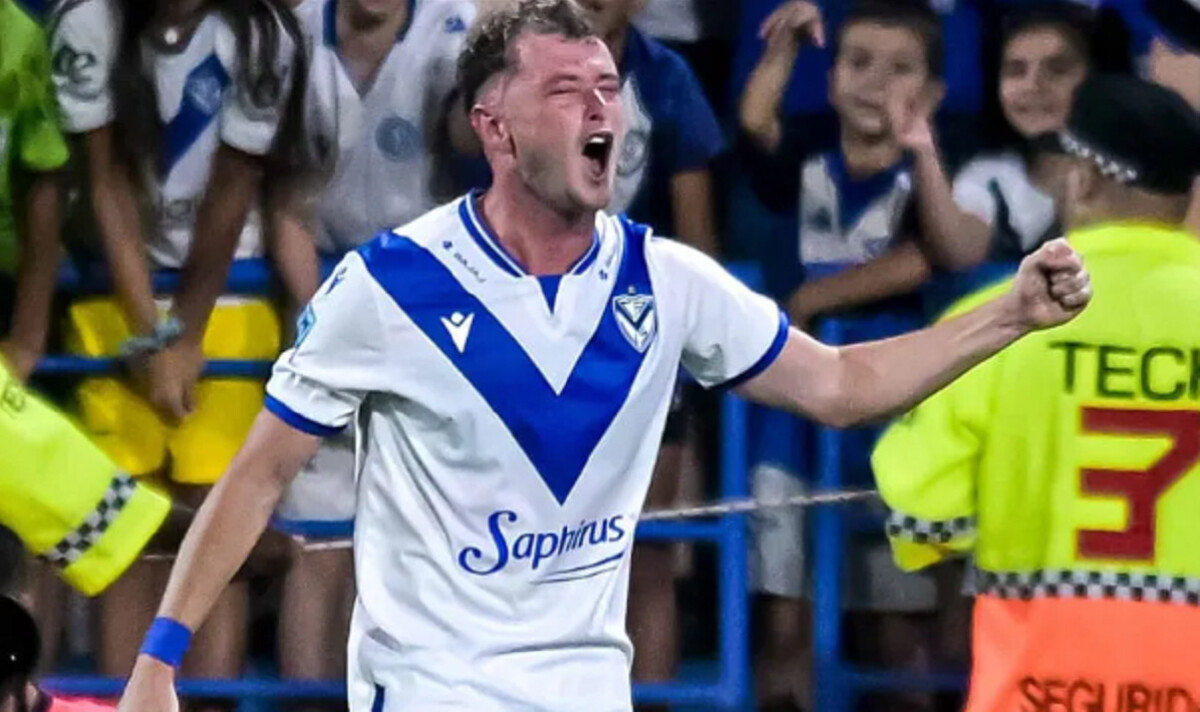 En este momento estás viendo Vélez pegó en los momentos justos y le dio otro golpe a Boca