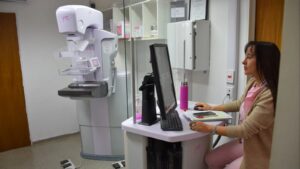 Lee más sobre el artículo Día Mundial del Cáncer: Río Negro refuerza prevención y detección temprana