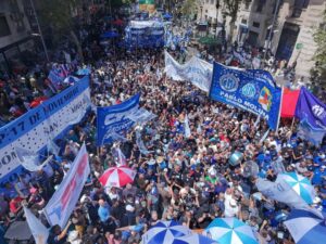 Lee más sobre el artículo La CGT advirtió a los senadores que la reforma laboral “agrava los problemas del trabajo”