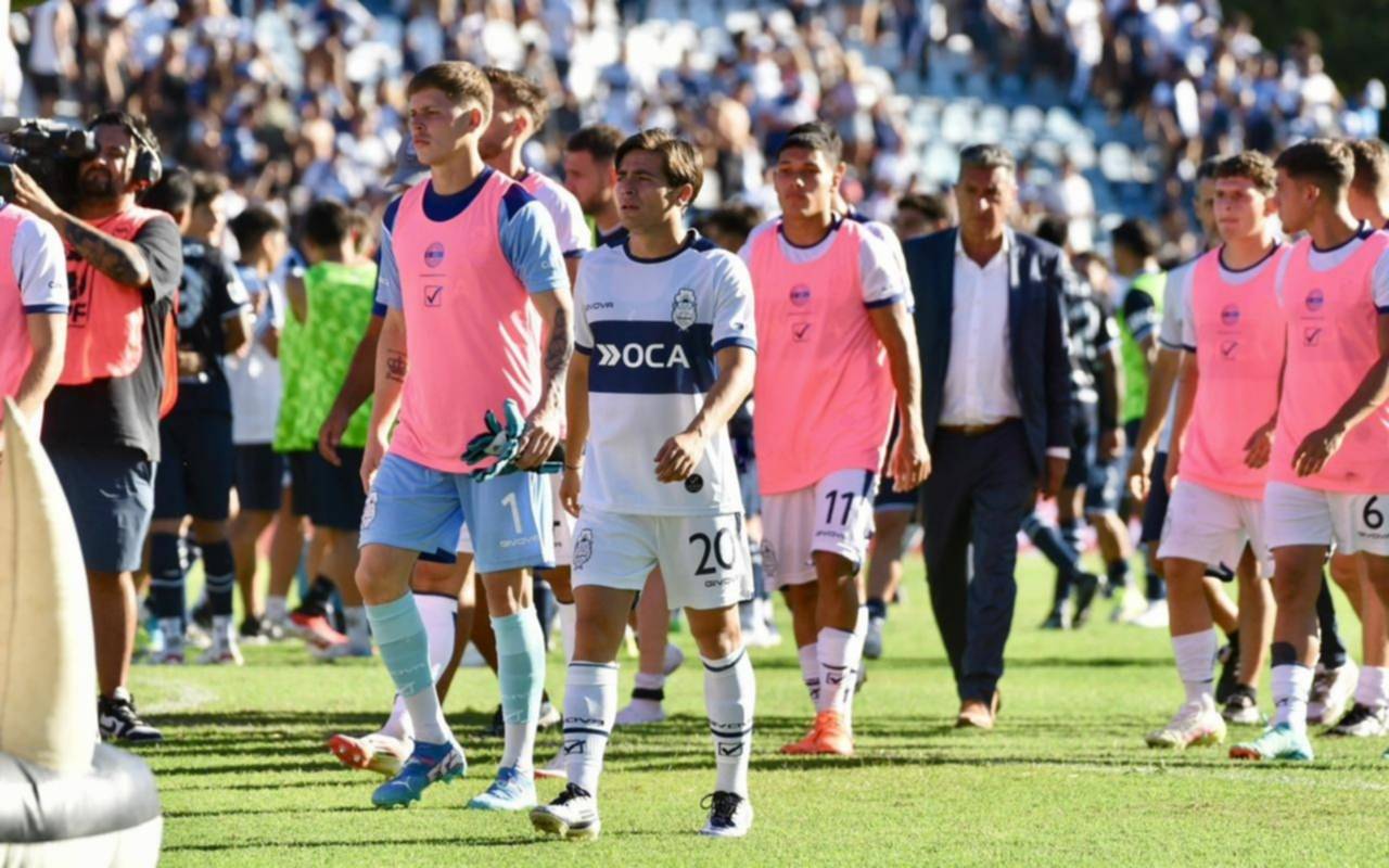 Lee más sobre el artículo Gimnasia de La Plata perdió 3-2 con Independiente Rivadavia de Mendoza