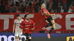 Lee más sobre el artículo En un partidazo, Unión e Independiente igualaron 4 a 4 en Avellaneda