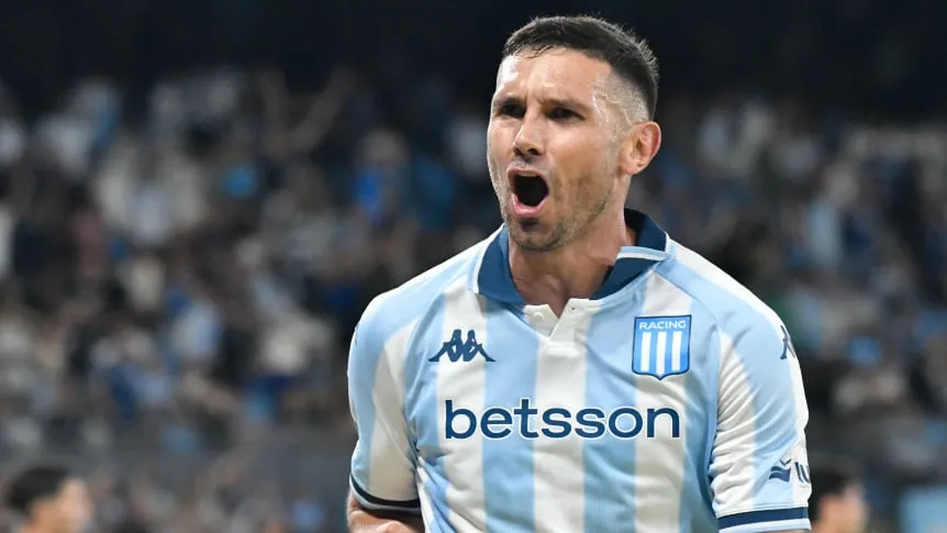 Lee más sobre el artículo Sin brillar, Racing venció 2-0 a Estudiantes (RC)