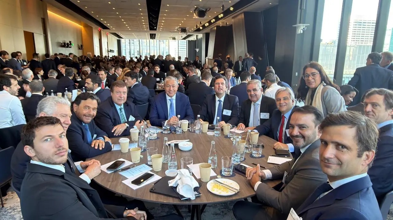 Lee más sobre el artículo Río Negro continúa su agenda en Nueva York con reuniones con inversores