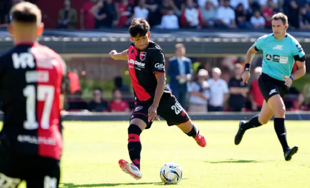 En este momento estás viendo Unión y Newell’s ponen en marcha la decimoquinta fecha