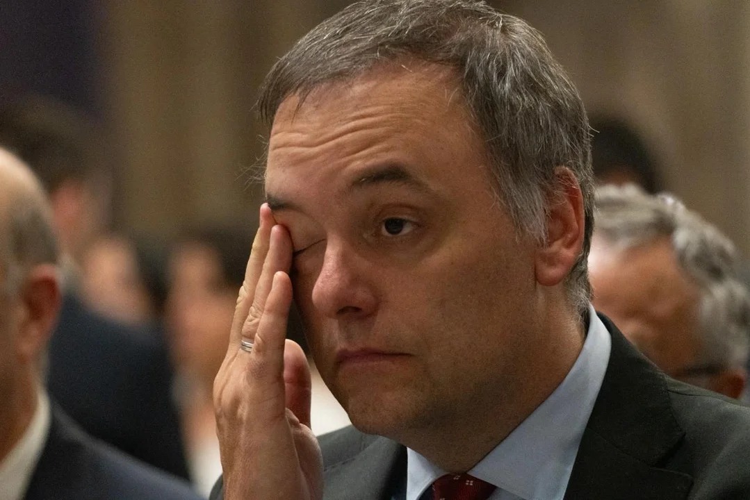 En este momento estás viendo Declaración clave complica a Manuel Adorni en la causa por presunto enriquecimiento ilícito