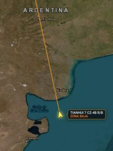 Lee más sobre el artículo “Lluvia de fuego” en Río Negro: restos de un cohete chino iluminaron el cielo patagónico