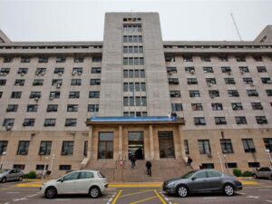 Lee más sobre el artículo Graciela y Victoria Cancio testificarán sobre los préstamos a Manuel Adorni