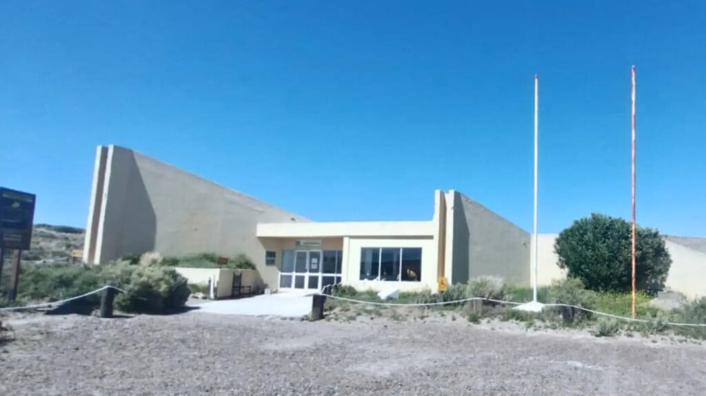 Cierre preventivo en Punta Bermeja por temporal en la costa