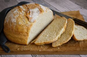 Lee más sobre el artículo Receta de pan casero fácil y delicioso