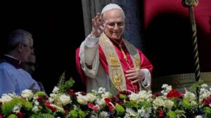 Lee más sobre el artículo León XIV celebró su primera misa de Pascua como papa y lanzó una advertencia sobre la guerra en Medio Oriente