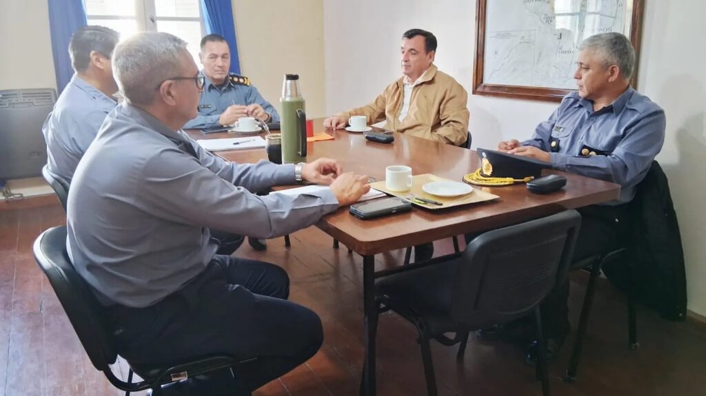 El Ministro Jara supervisó estrategias de Seguridad en el Alto Valle