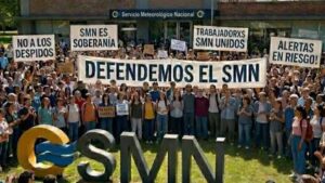 Lee más sobre el artículo Preocupación por recortes en el SMN: advierten impacto en alertas y estaciones de Río Negro