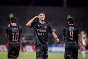 Lee más sobre el artículo Platense va por una histórica clasificación en la Libertadores ante Corinthians