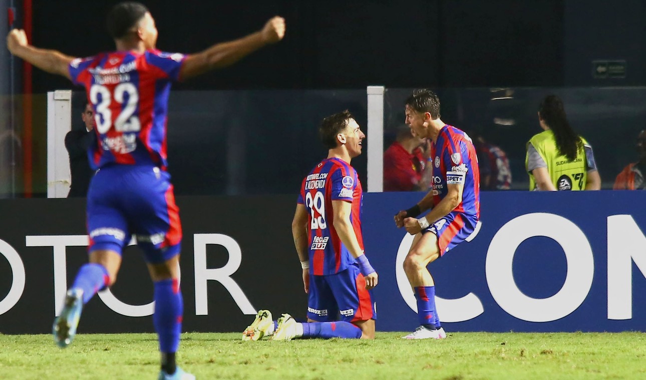 En este momento estás viendo San Lorenzo empató 2-2 ante Santos y quedó a un paso de clasificar a los octavos