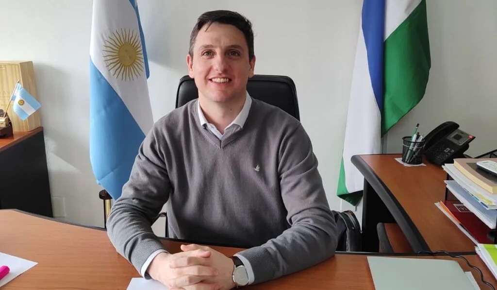 En este momento estás viendo Calcatreu: cargan los primeros bolsones de oro y plata rumbo a la exportación histórica de Río Negro