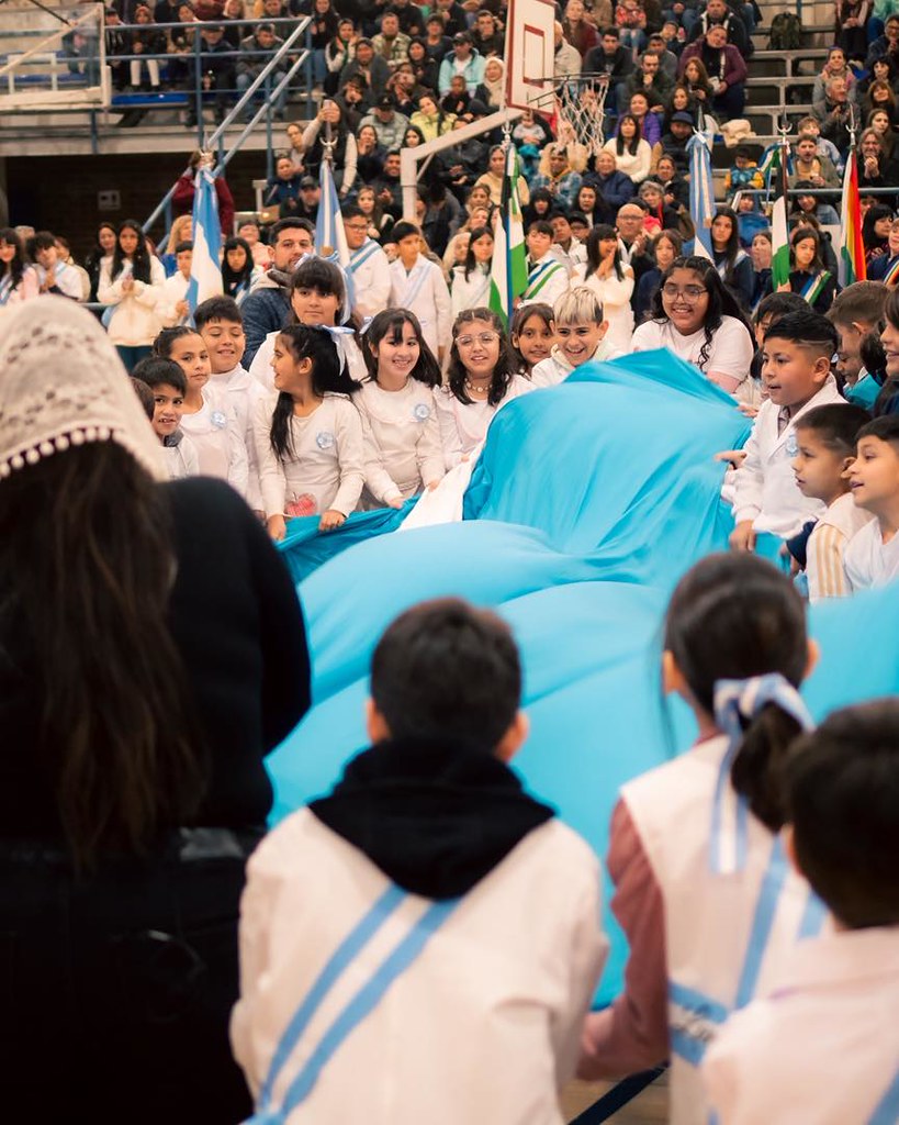 Cipolletti convoca a escuelas para la Promesa de Lealtad a la Bandera