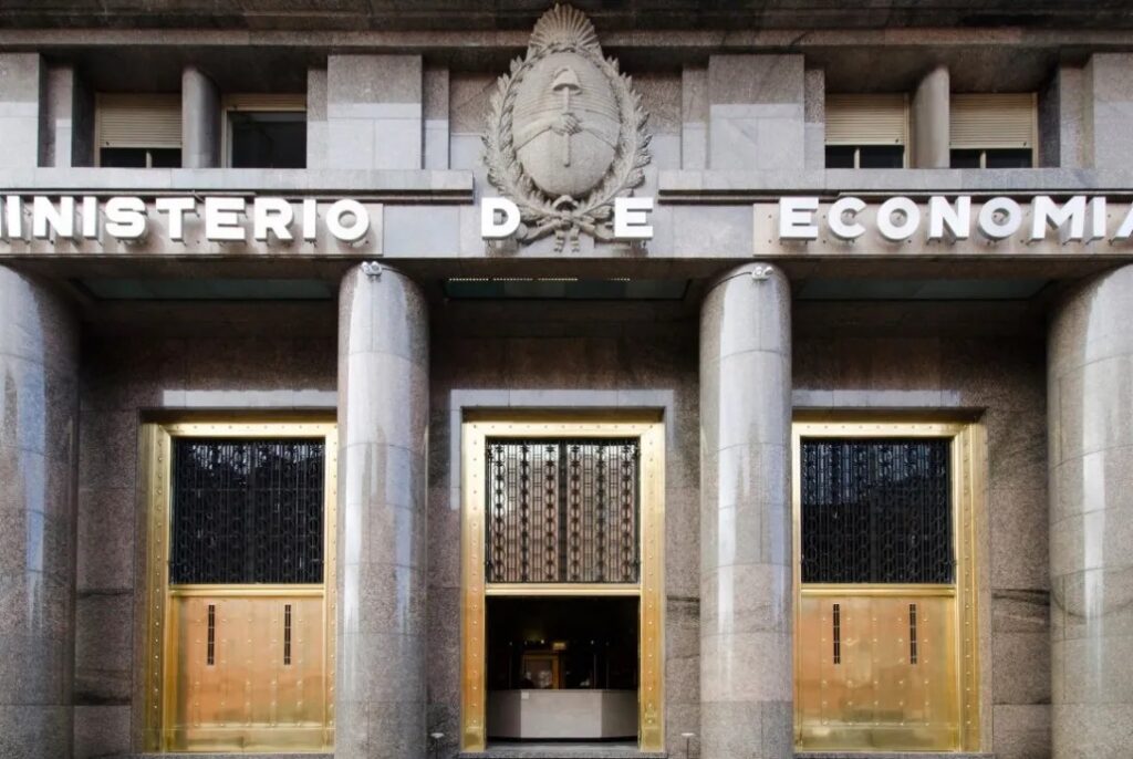 Gasto público: el Gobierno profundiza el ajuste sobre las transferencias a Neuquén y Río Negro