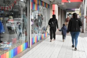 Lee más sobre el artículo Comercios de Cipolletti atraviesan una fuerte retracción: ya cerraron entre 10 y 15 locales céntricos