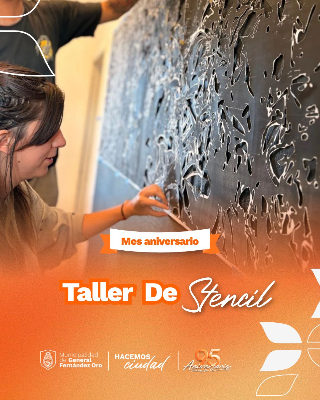 En este momento estás viendo Taller Abierto de Stencil en Fernández Oro: una propuesta para experimentar el arte urbano