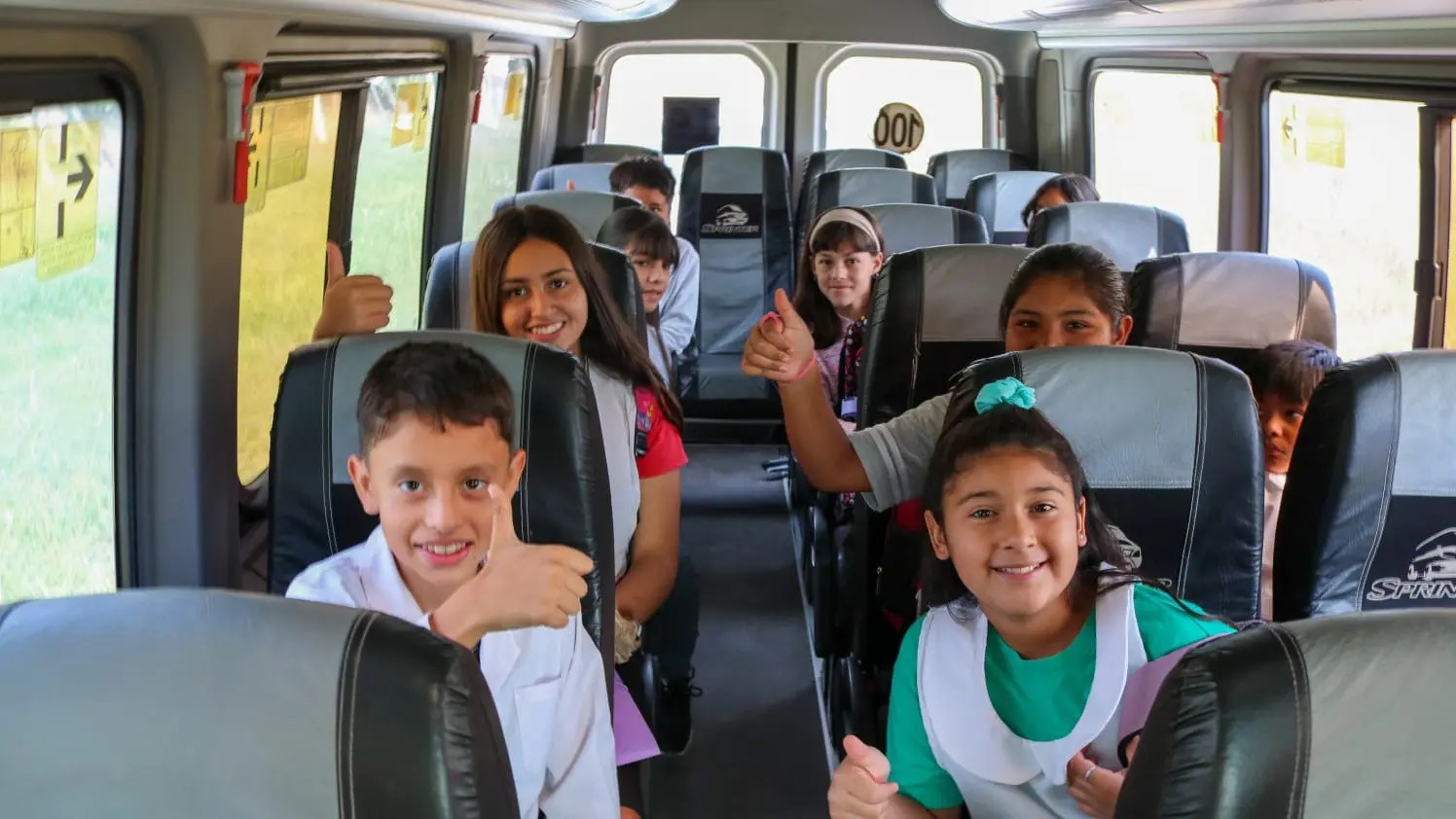En este momento estás viendo Más de 16.000 rionegrinos llegan a la escuela gracias al transporte escolar