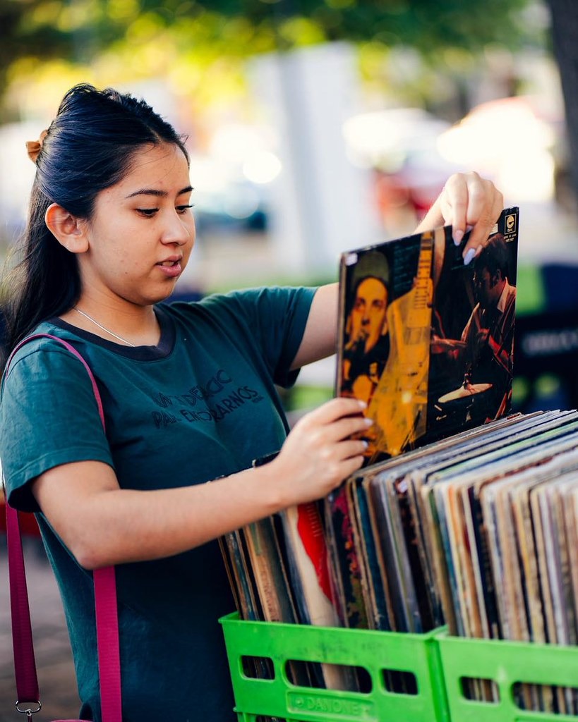 En este momento estás viendo Segunda Feria de Vinilos reunirá a coleccionistas y amantes de la música