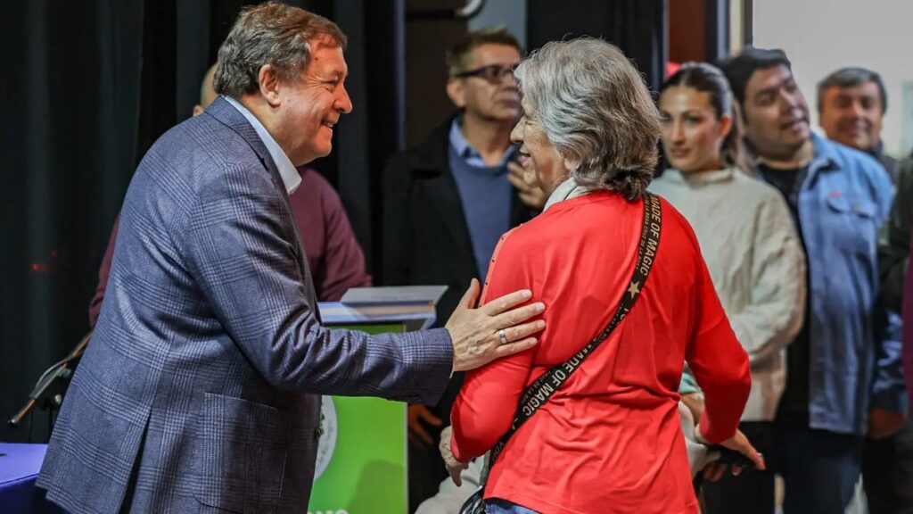 Más gas y servicios para El Bolsón con fondos provinciales
