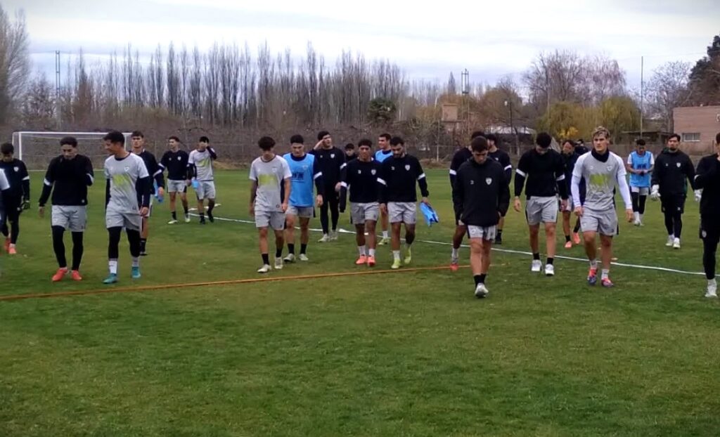 Cipolletti recibirá a Huracán Las Heras el Domingo en la Visera