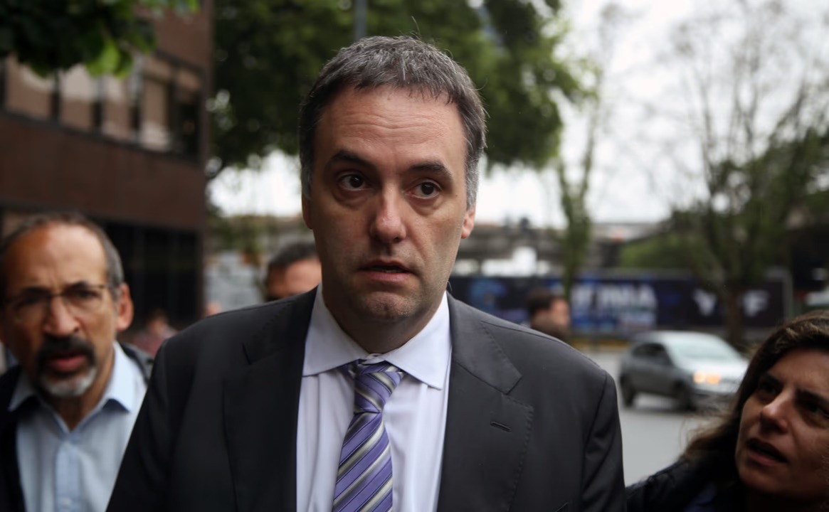 En este momento estás viendo Fin para Adorni: dejó el Gobierno de Javier Milei