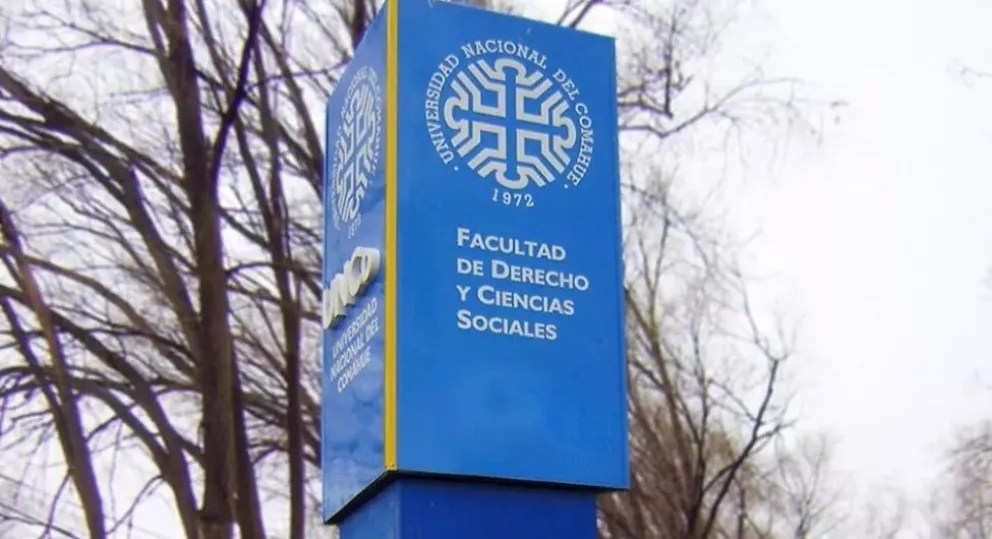 Cambio de gestión en la UNCo: asumen las nuevas autoridades electas