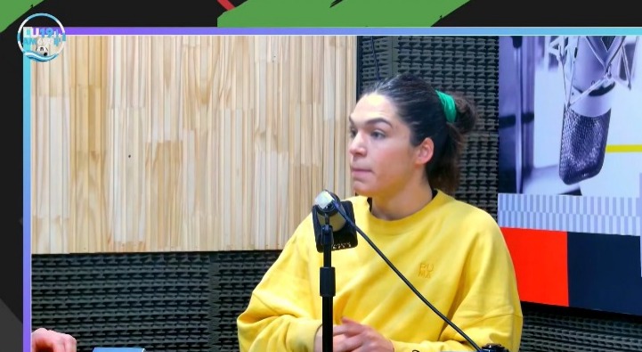 Mayra Genghini, ex Yaguaretés de rugby, habló en el programa V.A.R. de LU19