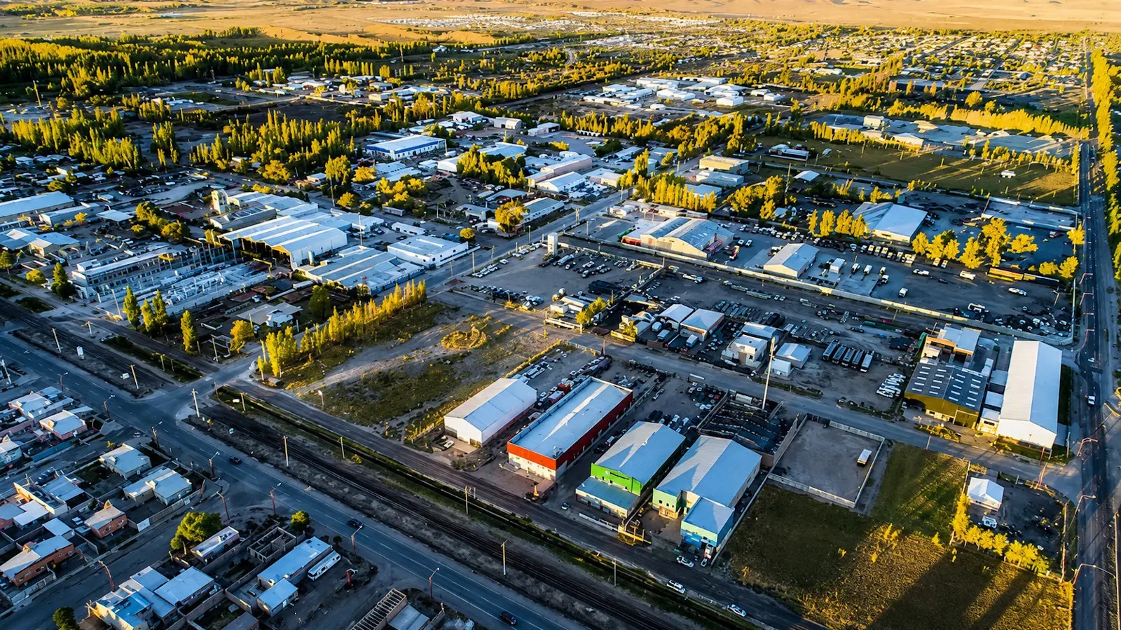 En este momento estás viendo Empresas y parques industriales se reúnen en Cipolletti