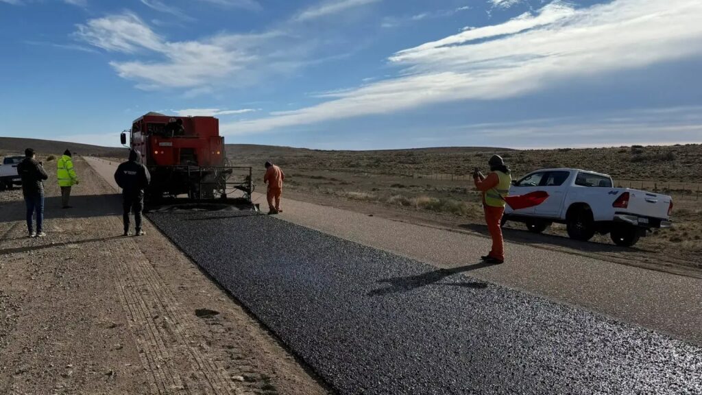 Financiamiento asegurado y obras en ejecución para completar rutas 6 y 8