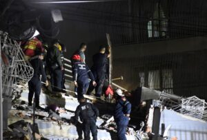 Lee más sobre el artículo Terremotos en Venezuela: ya son 920 los muertos y militarizan La Guaira