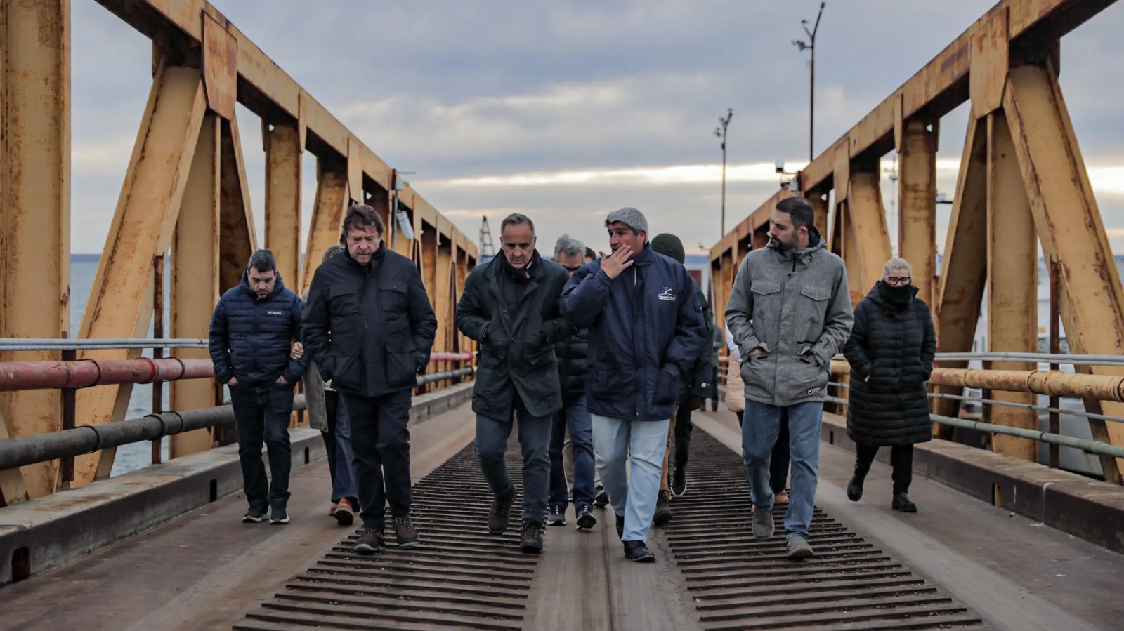 Lee más sobre el artículo Weretilneck recorrió la obra que permitirá exportar GNL en 2027